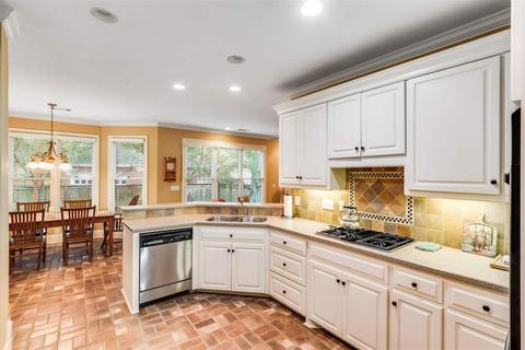 119 Lake Forest Dr, Brandon, MS 39047 photo 11