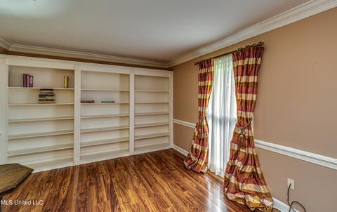 1545 Kristen Dr, Jackson, MS 39211 photo 6