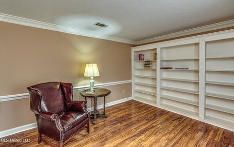 1545 Kristen Dr, Jackson, MS 39211 photo 5