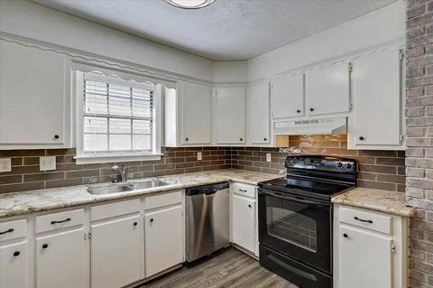 28 Ashland Ave, Brandon, MS 39047 photo 9