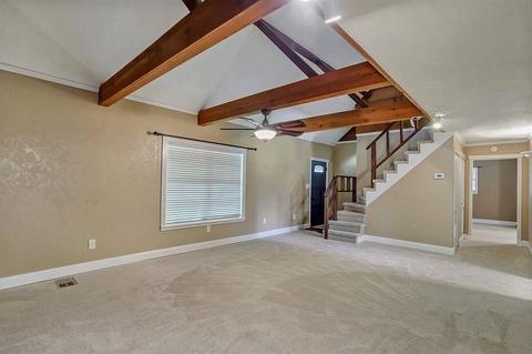 270 Florence Cir, Florence, MS 39073 photo 3