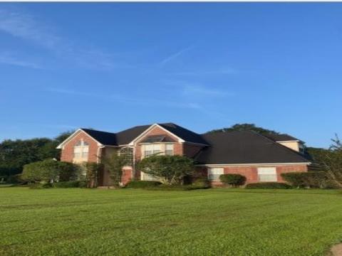 229 Levon Owens Dr, Terry, MS 39170 photo 1