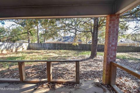 1530 Torrence Dr, Byram, MS 39272 photo 9