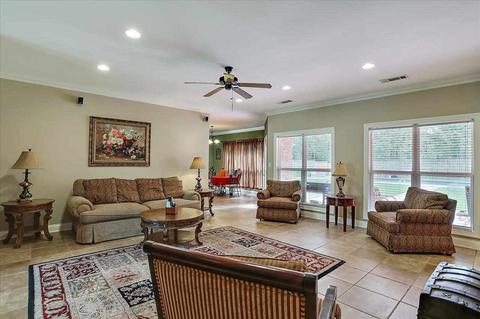 1008 Eastview Cv, Brandon, MS 39042 photo 12
