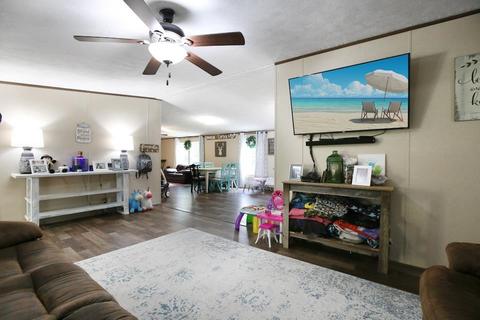 227 Wesley St, Florence, MS 39073 photo 9
