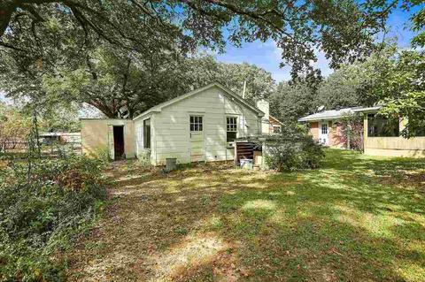 321 Fernwood Dr, Jackson, MS 39206 photo 8