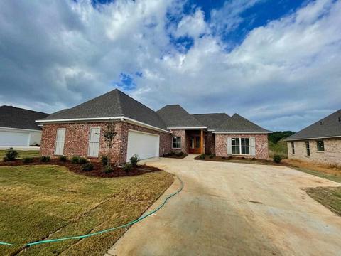 156 Glenwild Trl, Canton, MS 39046 photo 1