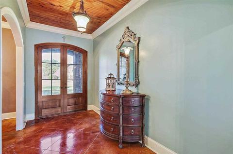 217 Meadowlands Dr, Brandon, MS 39047 photo 5