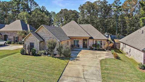 616 Macbeth St, Brandon, MS 39047 photo 1