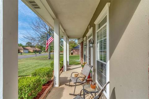 205 Oak Brook Dr, Brandon, MS 39047 photo 3