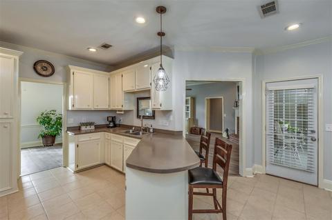 205 Oak Brook Dr, Brandon, MS 39047 photo 11