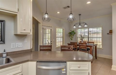 205 Oak Brook Dr, Brandon, MS 39047 photo 10