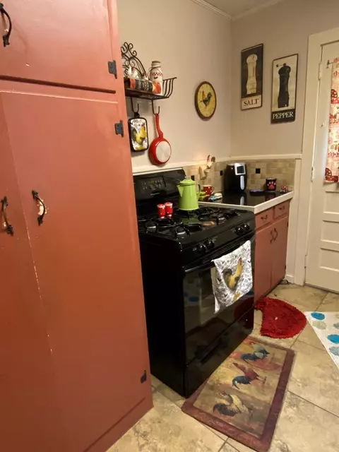 104 Lucas, Brookhaven, MS 39601 photo 8