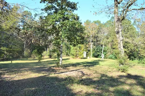 1067 Nelson Dr, Mccomb, MS 39648 photo 2