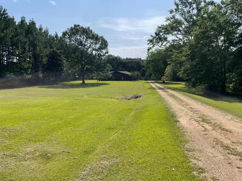 3082 Old Brookhaven Rd, Summit, MS 39666 photo 1