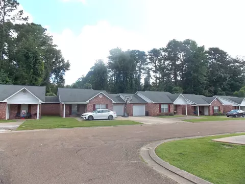 000 White St, Mccomb, MS 39648 photo 6
