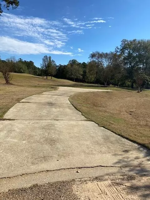 1004 Greenbriar Cir, Wesson, MS 39191