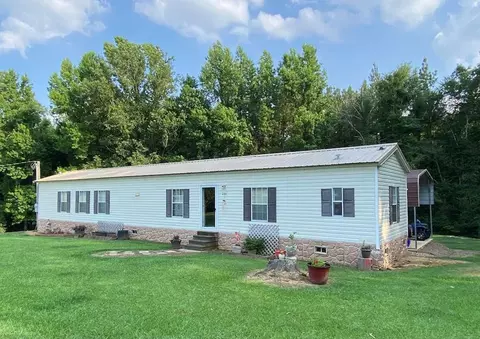 284 Whitaker Rd, Centreville, MS 39631