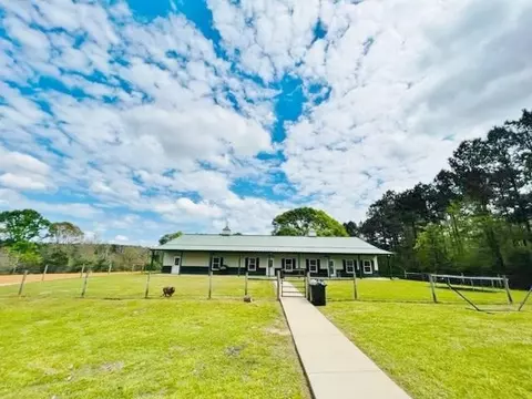 1197 Chester Reeves Rd, Mccomb, MS 39648 photo 2