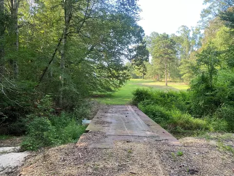 210 E Smith Ferry Rd, Silver Creek, MS 39663 photo 7