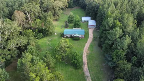210 E Smith Ferry Rd, Silver Creek, MS 39663 photo 1