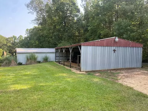 210 E Smith Ferry Rd, Silver Creek, MS 39663 photo 4