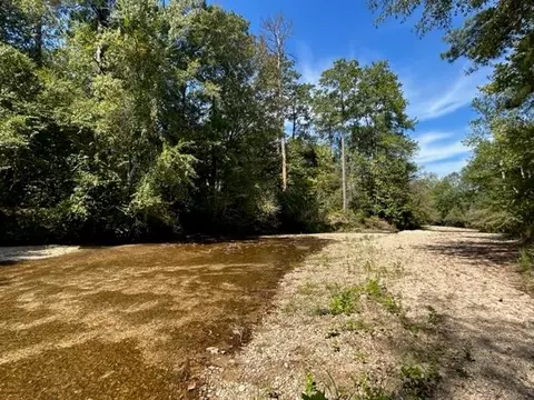 1077 A-2 Timber Ln, Gloster, MS 39638