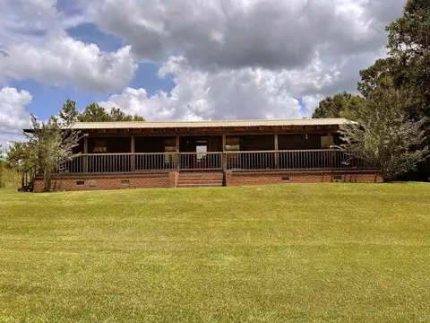 813 Mt Zion Rd NW, Wesson, MS 39191