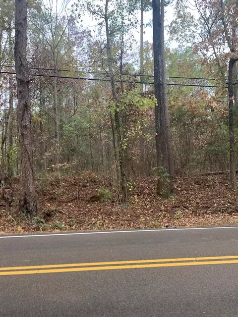 Nn Zetus, Brookhaven, MS 39601