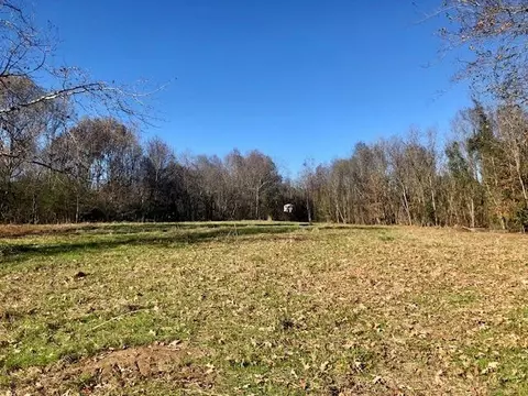 00 Windy Hl, Roxie, MS 39661