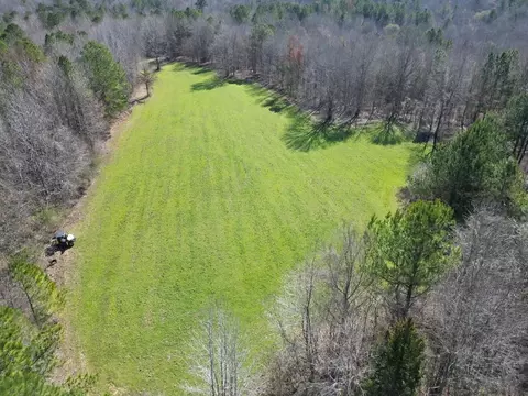 5885 New Hope Rd NE, Meadville, MS 39653