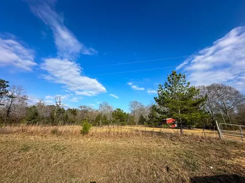 2132 Ole Springs Rd, Summit, MS 39666 photo 2