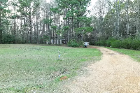 1017 Lucky Leaf Ln, Summit, MS 39666 photo 7