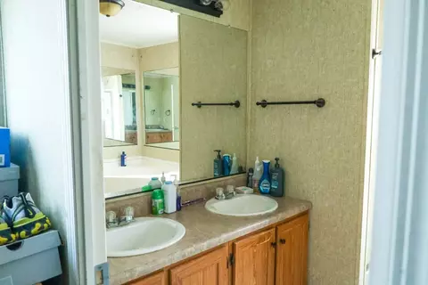 1017 Lucky Leaf Ln, Summit, MS 39666 photo 4