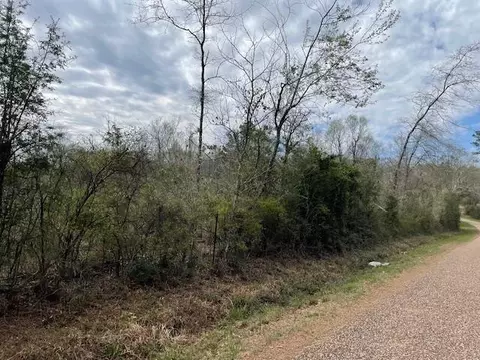 000 Thomas Grove Rd, Magnolia, MS 39652