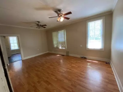 111 Burke Ave, Mccomb, MS 39648 photo 8