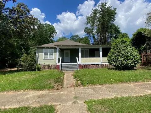111 Burke Ave, Mccomb, MS 39648