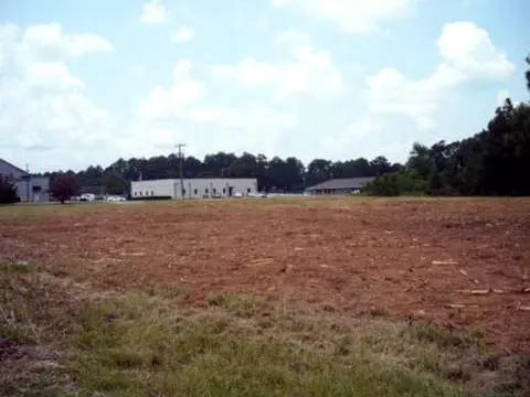 000 Rawls White St, Mccomb, MS 39648