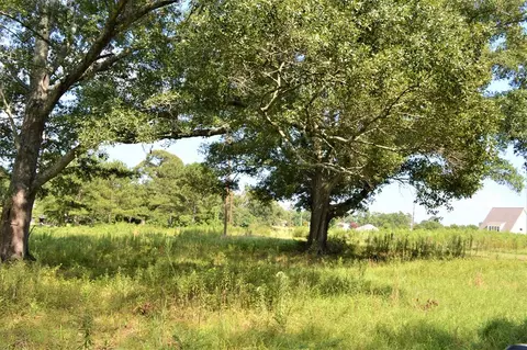 ... Biltmore Drive, Mccomb, MS 39648 photo 3