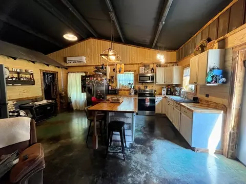 1103 Patsy Hill Rd, Tylertown, MS 39667 photo 3