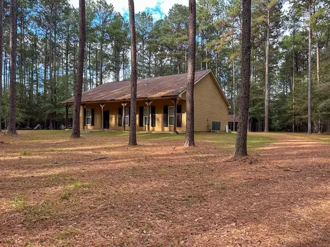 3033 Barto-leggett Rd, Mccomb, MS 39648