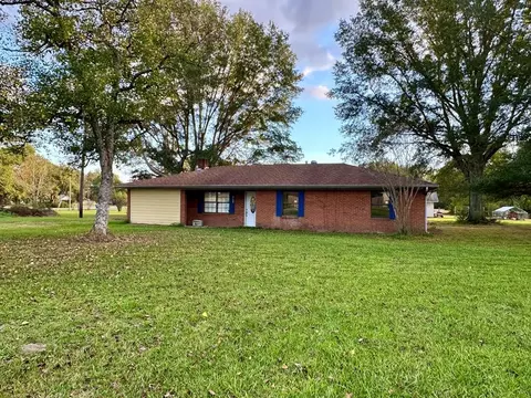 705 W Mcpherson Dr, Monticello, MS 39654