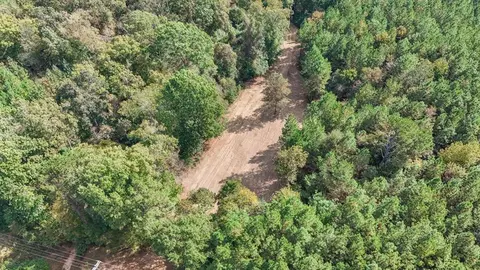 6037 Highway 33, Roxie, MS 39661