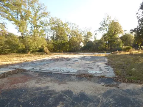 614 Jackson Ave, Mccomb, MS 39648 photo 3