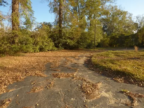 614 Jackson Ave, Mccomb, MS 39648 photo 4
