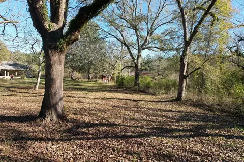 914 Crooked Ln, Brookhaven, MS 39601