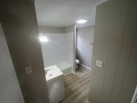 Bath - 1012 N Jackson, Brookhaven, MS 39601 photo 1 of 2