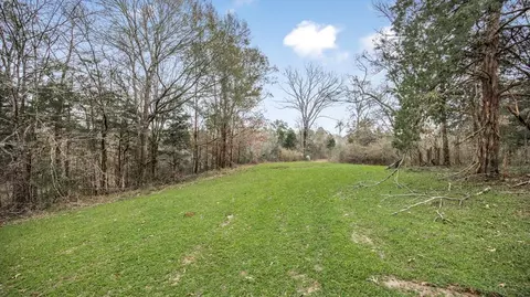 708 E Wayside Rd, Woodville, MS 39669