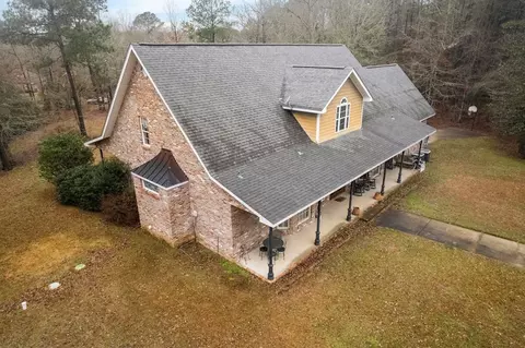 Exterior - 1056 Turkey Ridge Rd, Summit, MS 39666 photo 9 of 10