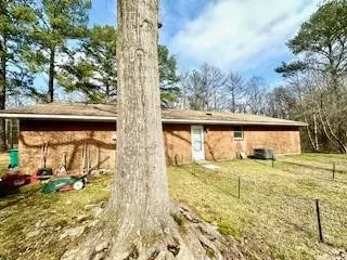 Exterior - 3916 NE Timberlane Rd, Wesson, MS 39191 photo 4 of 4